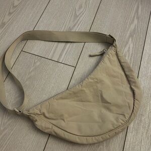 Uniqlo Beige Shoulder Bag